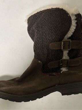 Women’s Faux-Fur Lined Brown Winter Ankle Boots